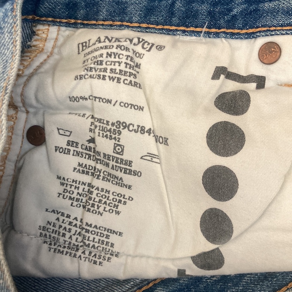 Blank NYC Light Blue Distressed Jean Shorts - Picture 7 of 7
